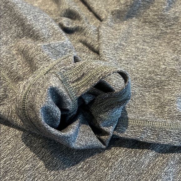 Lululemon Men’s Gray Half-Zip Performance Pullover Top Size XL - Picture 10 of 15